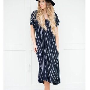 NWOT Humble Hilo Tunic Midi Dress, Noche